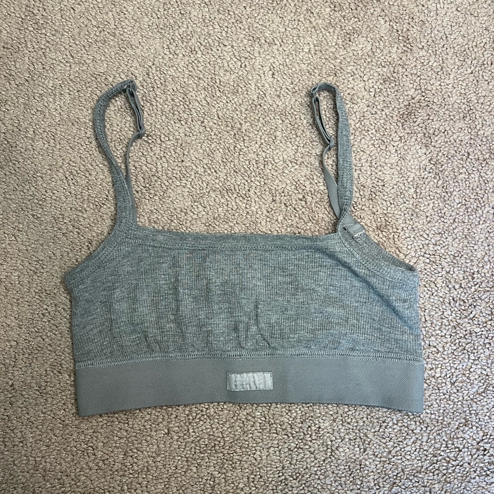 SKIMS Soft Lounge Gray Seamless Bandeau